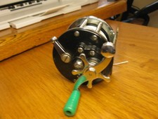 Vintage Penn No. 180 Fishing Reel picture