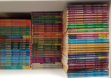 R. L. Stine Goosebumps (Give Yourself, Series 2000) Choose Build PICK YOUR OWN picture