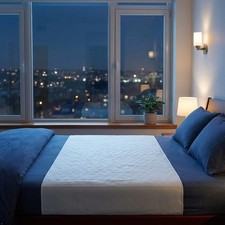 Careboree Washable Bed Underpads 34x60 Queen Saddle-Fit Cotton Top 2-Pack picture