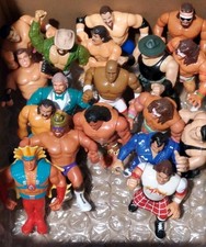 WWF Hasbro Action Figures Lot of 18 Vintage 1990s Wrestling Warrior Andre Savage picture