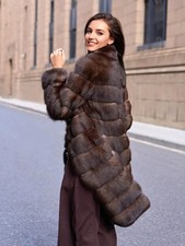 Luxury Winter Women Real Mink Fur Coat New Fur Coat Winter Mink Fur Warm Jacket picture