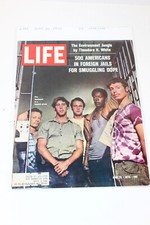 LIFE Magazine June 26 1970 500 Americans in Foreign Jails (7.5) Very Fine- (VF-) picture