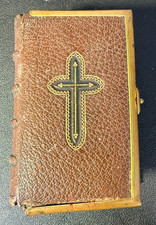 RARE The Book of Common Prayer Leather Gilt Cross Brass Latch/Edges-Antique 1849 picture