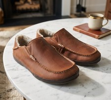 OluKai Moloa Men’s Nubuck Slipper Loafers Shoes Size 12 $140 Toffee / Dark Wood picture