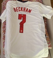 (New) David Beckham Hand Signed #7 Manchester United Jersey w/ Tags & COA picture
