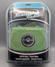 Innovage Classic AM/FM Nostalgic Radio Portable Retro Vintage Style Sealed NEW picture
