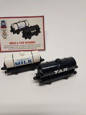 THOMAS THE TANK ENGINE MILK & TAR WAGONS WHITE & BLACK  W/ COLLECTOR CARD 1993 picture