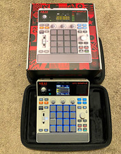 Akai Professional MPC Sample Sampler & Sequencer w/ Case, 16 Pads, USB/MIDI picture