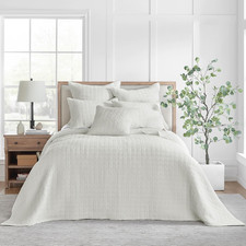 Levtex Home Mills Waffle Queen Bedspread Set 106X106in 2 Pillow Shams 26X20In picture