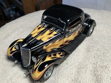 Danbury Mint 1/24 1934 Ford 