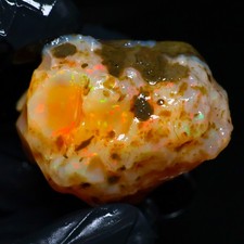 Natural Ethiopian Welo Opal Rough 126.40 Ct Gemstone – Bright Play of Color Fire picture