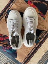 Alexander McQueen Tread Slick Low Top Canvas White Sneakers Talla 39 Original picture
