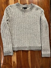 Banana Republic Gray Textured Knit Sweater Size Medium picture