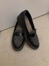 Clark’s Women’s Sharon Gracie Penny Loafer 6.5 picture