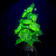 Uranium Glass Flower Bouquet Handmade Vaseline Yellow Glass Decor picture