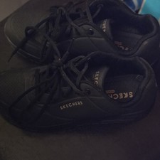SKECHERS Men’s Black Low Top Lace-Up Athletic Sneakers Solid Style 73690 picture