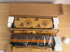 LIONEL ILLINOIS CENTRAL F3 DIESEL POWER A 2363P & DUMMMY B 2363C ENGINE 6-38358 picture