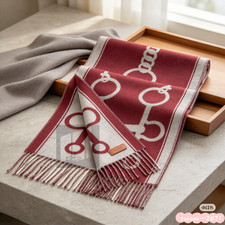 Hermès Women's Reversible Horsebit Chain Print Tasseled Winter Scarf 11*71in picture