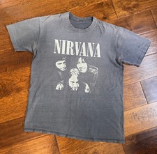 Vintage 1990 Nirvana black T-shirt Bleach Sub Pop +- Kurt, Krist & Chad picture