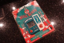 Vintage Tiger BUGS BUNNY  Handheld Electronic Tabletop Video game  D6 PARTS picture