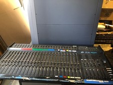 One Pristine Peavey SRC 2400 Audiomixer 24 channels picture