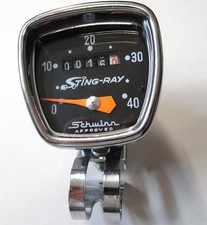 VINTAGE SCHWINN STINGRAY  KRATE SPEEDOMETER & BRACKET picture