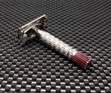 Vintage 1957 Gillette Red  Tip Super Speed DE Safety Razor C1 Clean picture