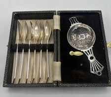 ANTIQUE England 6 Sterling Spoons & Strainer In Presentation Box 1910 picture