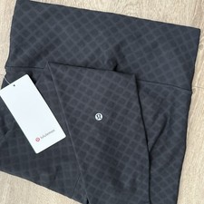 NEW Lululemon 3D Jacquard Diamond Train High Rise 25” Size 8 Black Leggings picture