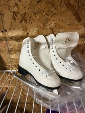 NEW American Athletic Child's  Figure Ice Skates White Size 8Y  BIN $20 picture
