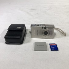 Canon PowerShot S500 Digital ELPH 5.0MP Compact Digital Camera (Silver) picture