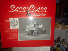 Pristine Boxed Annie Lee Sass n Class Figurine Put Some Skirts on the Cards 6078 picture