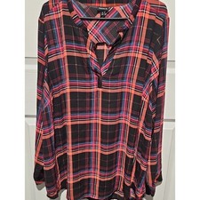 torrid Black & Coral Plaid V-Neck Long Sleeve Tank Top picture