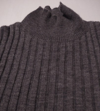 BLOOMINGDALE'S Mock Neck THIN 100% Cashmere (S) Gray Sweater FORM FIT w/STRETCH picture
