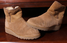 UGG Kristin Boots Womens 9M Beige Leather Suede Genuine Sheepskin Lined picture