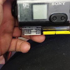 Sony HDR-AS20 Action Cam HD Built-In Wi-Fi MicroSD HDMI/USB Black picture