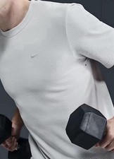 $65.00 NWT Nike Primary Seersucker Short-Sleeve Versatile Top Grey Men's Size M picture
