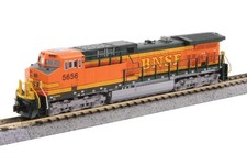 1767114 Kato GE AC4400CW BNSF Railway #5656 (H1, orange, Pullman Green, yellow) picture