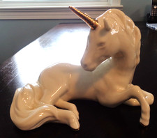 EXQUISITE VINTAGE LENOX CHINA UNICORN STATUE w/GOLD HORN & HOOVES-ORIGINAL TAG picture