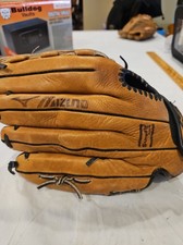 Mizuno GPL 1200 12” RHT Prospect Series Power Close II Tan Baseball Glove. picture