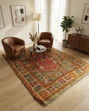 Beautiful Antique Turkish Wool Rug (80-100 Years Old) - 140 x 180cm picture