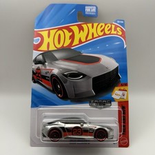 Hot Wheels 2026 2023 Nissan Z ZAMAC M Case 121/250 Then & Now JJM34 picture