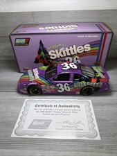 REVELL Ernie Irvan 1998 Wild Berry Skittles Pontiac 1/18 Scale 1 of 3120 New picture