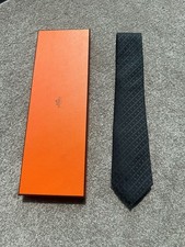 HERMES SILK TIE H FACONNEE BLACK NWT SHIPPING WORLDWIDE picture