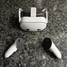 Meta Quest 3S 128GB VR Headset - White picture