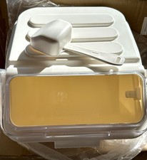 NEW IN BOX - The Baker's Mark shelf ingredient bin 2.6 Gallon(40 cup) with Scoop picture