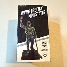 NHL Los Angeles Kings Wayne Gretzky Mini Statue 2019 Promotional Giveaway picture