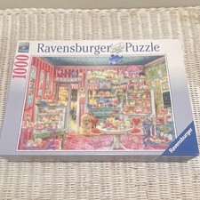 Ravensburger 1000 Piece Puzzle - missing one piece. picture