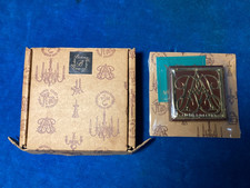 Colonial Williamsburg Virginia Metalcrafters Queen Anne Square Paperweight  NIB picture
