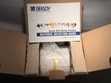 ——-NEW———Brady B30C‑4000‑595‑WT B‑595 White Vinyl Label Tape 4